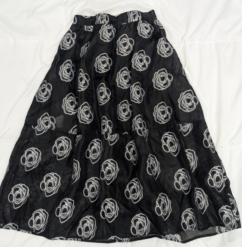 Black Floral-Print Tiered Midi Skirt